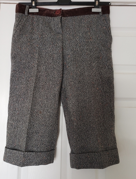 Dolce and Gabbana Bermuda Wool Shorts - Picture 7 of 7